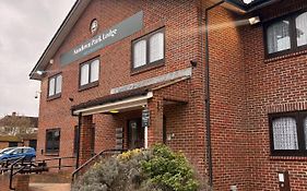 Sandown Park Lodge